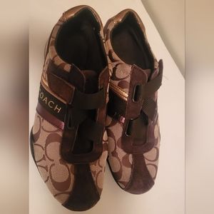 Euc Coach Jenny Sneakers size 7.5M